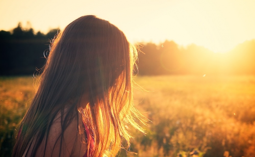 How to Make Your Girlfriend Miss You When You're Not Around